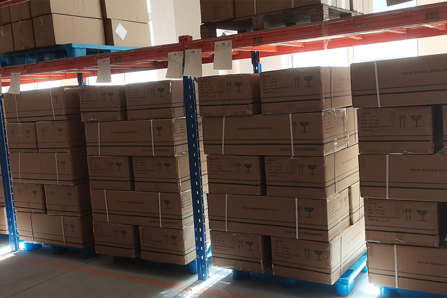 Finished_goods_warehouse_2